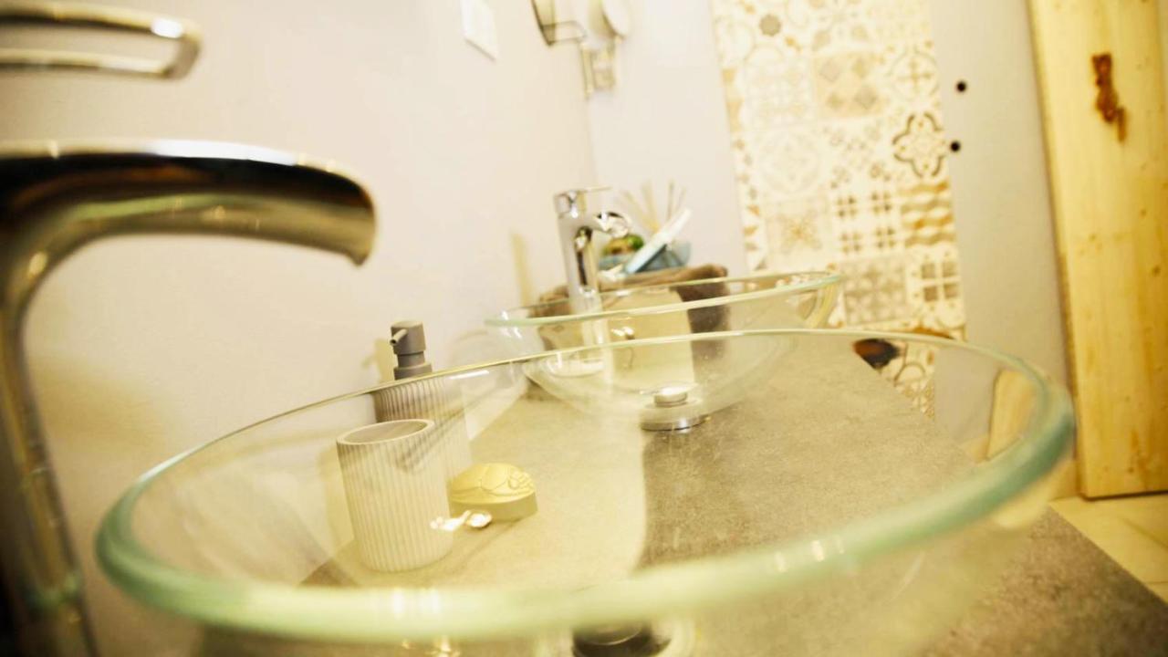 Appartement Le Bouquiniste, atypique, cosy, fibre, BedinShop à Romans-sur-Isère Extérieur photo