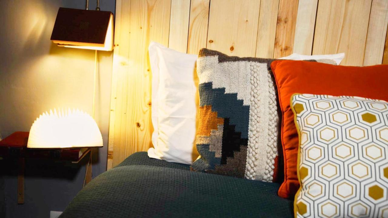 Appartement Le Bouquiniste, atypique, cosy, fibre, BedinShop à Romans-sur-Isère Extérieur photo